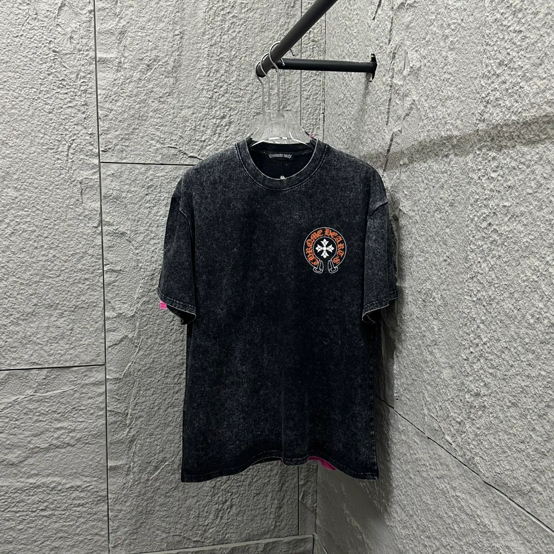 🅿️180 CH* Crow Heart* 2025 spring and summer new style Snowflake distressed washed retro round neck short sleeves Chest and front logo Horseshoe print on front and back Customized fabric Short-sleeved T-shirt Unisex Size: S M L XL XXL Color: Snowflake Black Snowflake Gray Snowflake Pink Snowflake Blue